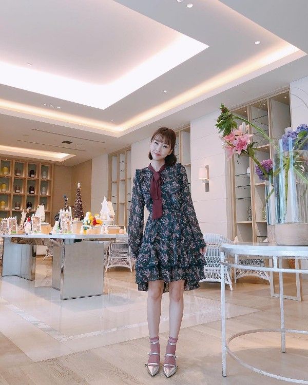 10 Dress Kekinian Gadis Korea ala YouTuber Cantik Sunny Dahye