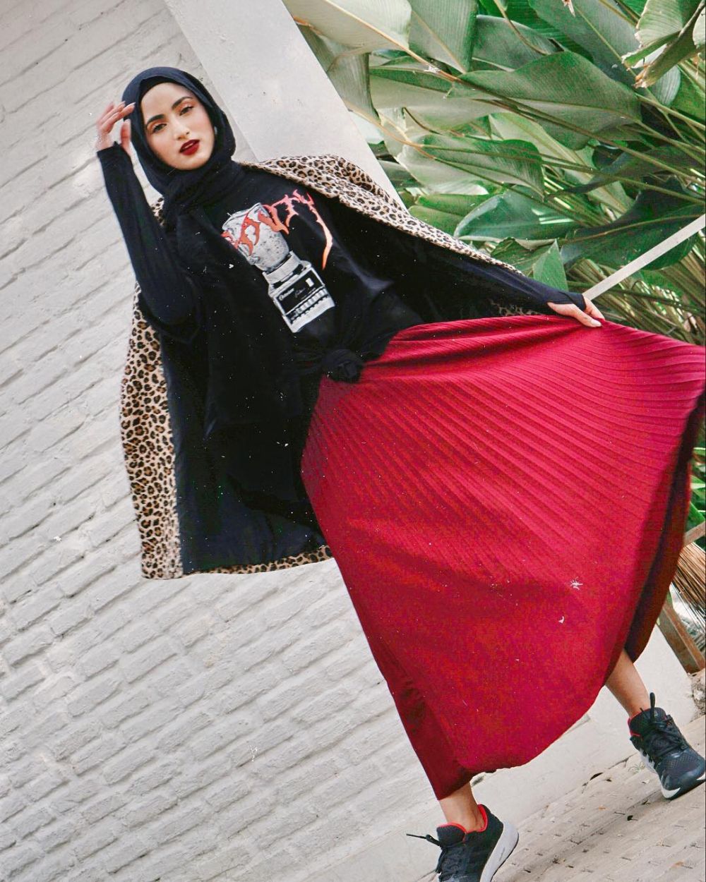 9 OOTD Outfit Hijab Modis Selebgram Munira Agile, Stylish Seketika!