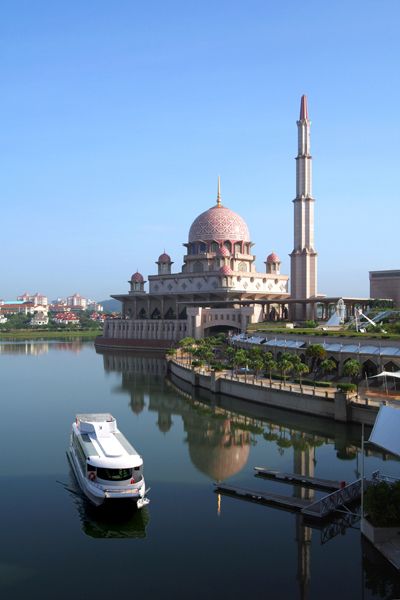 9 Hal Seru Di Putrajaya Malaysia Yang Bisa Kamu Lakukan