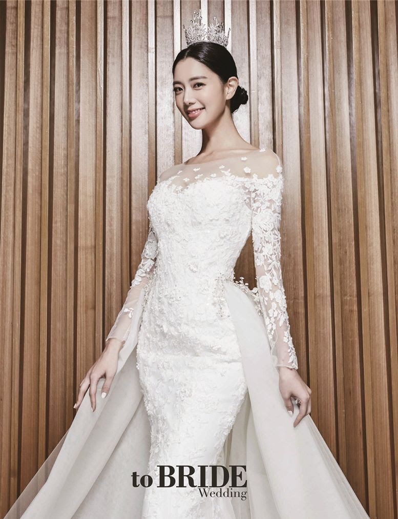 Anggun Paripurna, Ini 9 Potret Elegan Clara Lee Kenakan Gaun Pengantin