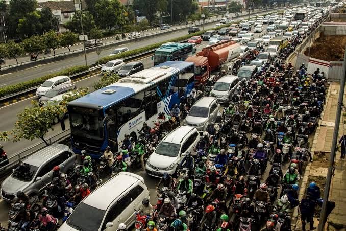 Pemkot Makassar Kaji Solusi Kemacetan Parah Jalan AP Pettarani