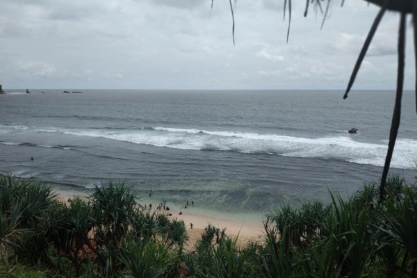 8 Fakta Indahnya Pantai Nampu, Wisata Tersembunyi di Wonogiri