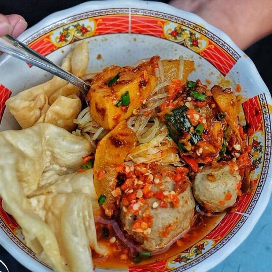 9 Kedai Bakso Kikil Ternikmat Di Surabaya Siap Goyang Lidah