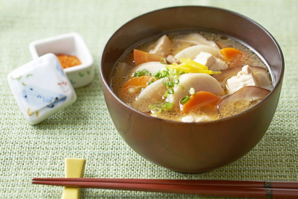 Lezat, 5 Varian Sup Hangat Jepang yang Seru Buat Kamu Coba