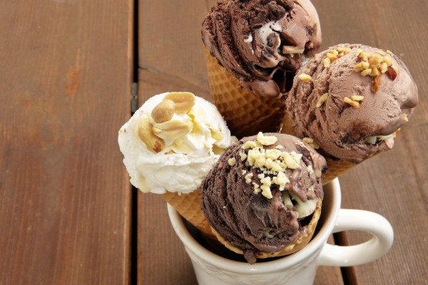 Tak Hanya Bikin Adem, Ini 6 Manfaat Es Krim Bagi Tubuh Kita