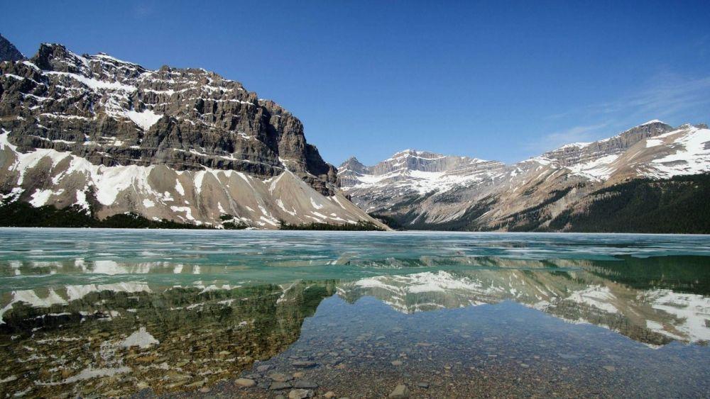 Bikin Terpana, 8 Danau di Kanada Ini Indah Banget Saat Musim Dingin