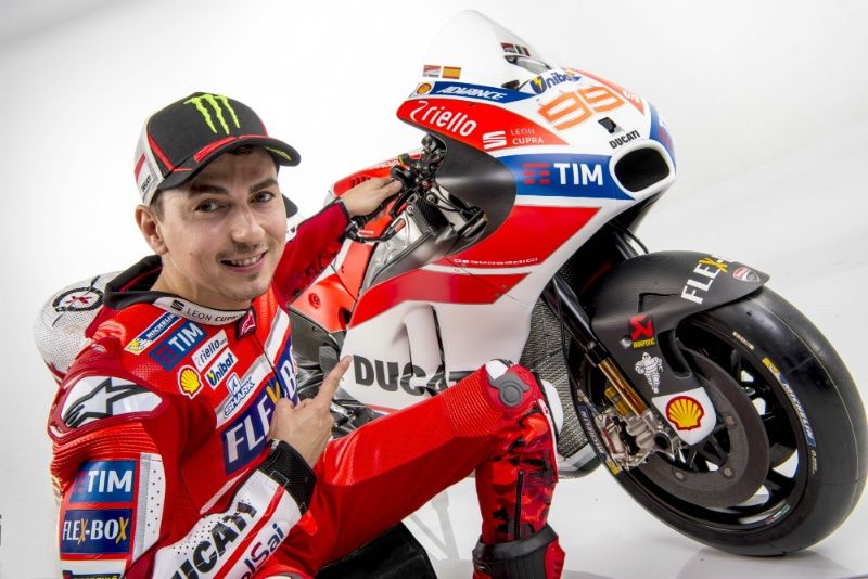 Hebat, 6 Pembalap MotoGP Ini Menang dengan Dua Motor Berbeda!