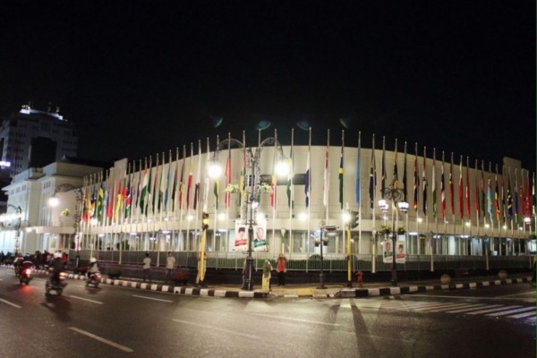 Mau Coba Sensasi Jelajah Malam Museum KAA?