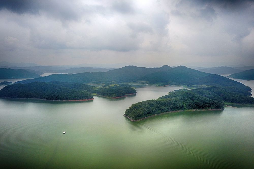 5 Danau di Korea Selatan Ini Patut Kamu Singgahi Saat Plesiran