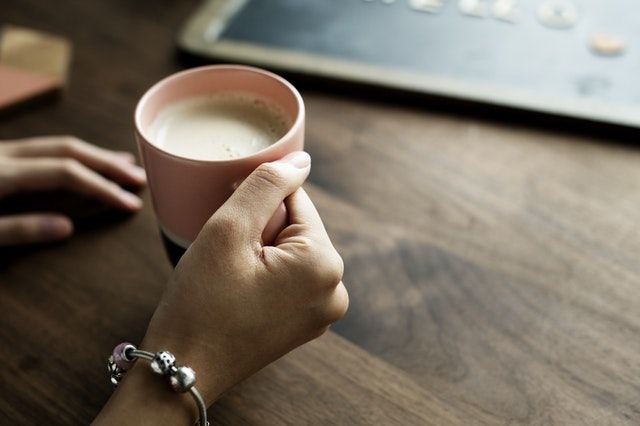 Ini Lho 5 Manfaat Kesehatan Jika Selalu Minum Susu Sebelum Tidur!