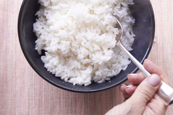 Cara menanak nasi dengan dandang