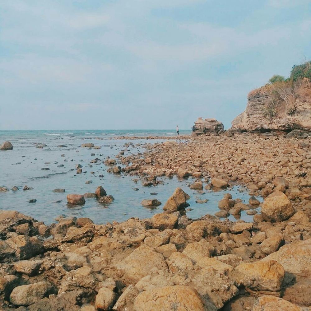 Keunikan 5 Pantai Cantik Di Rembang Ini Wajib Kamu Jelajahi