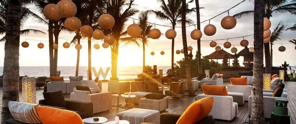 Keren Banget! 5 Beach Bar Di Bali Buat Menyaksikan Sunset