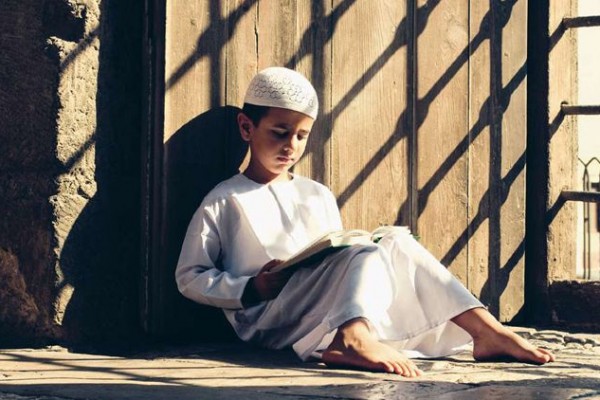 Ini 5 Manfaat Rutin Membaca Al-Quran Saat Ramadan Bagi Kesehatan