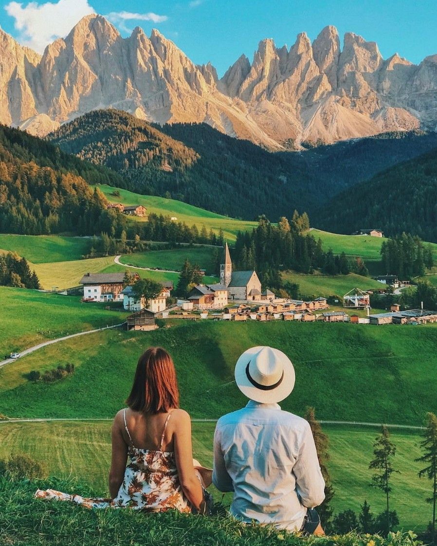 15 Ide Potret Romantis buat Honeymoon ala Pasangan Travel Blogger