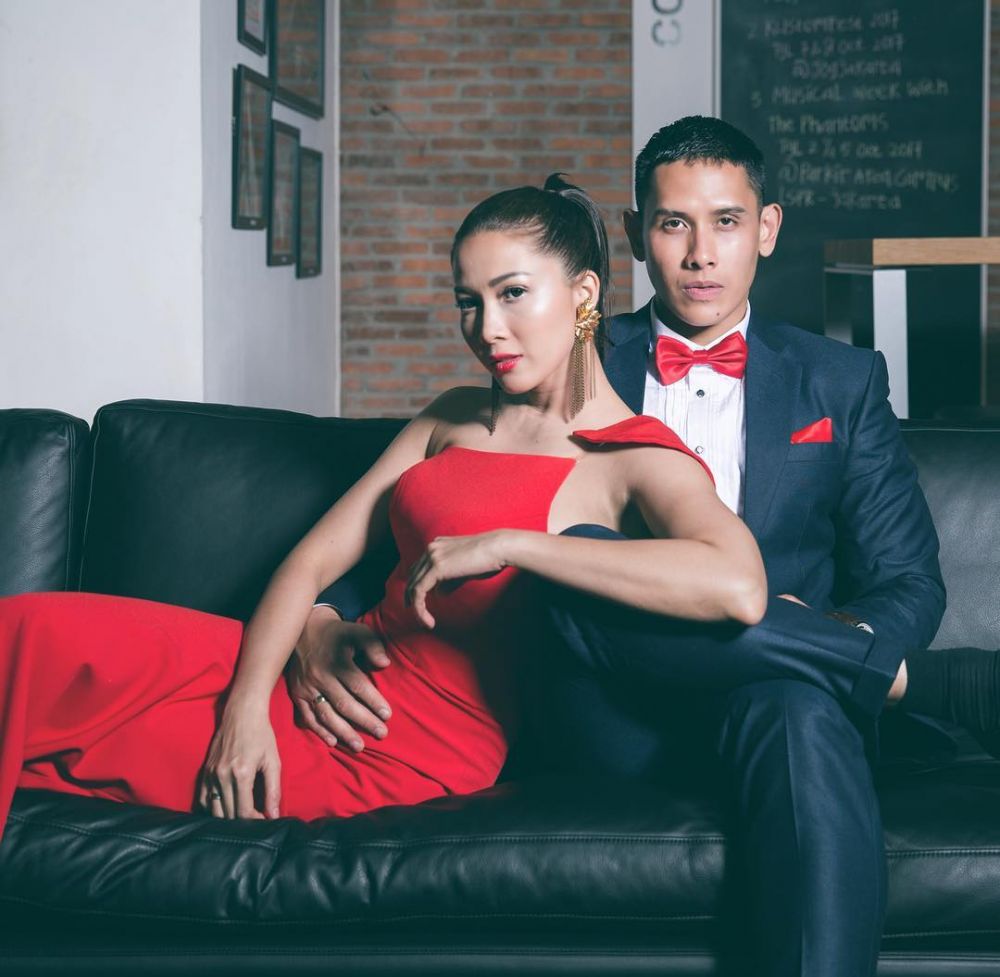 10 Ide Foto Prewedding Unik Ala Pasangan Andrea Dian Ganindra Bimo