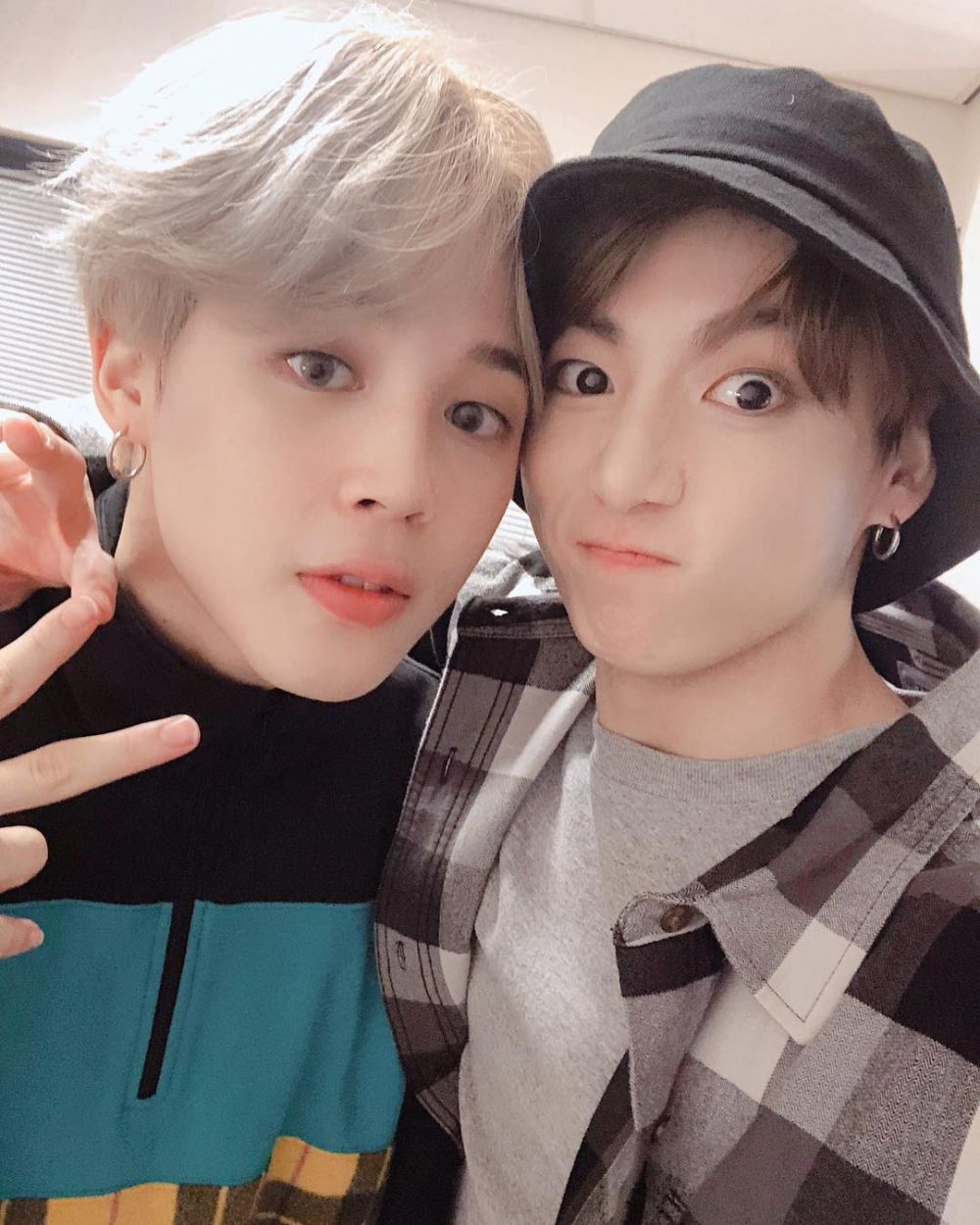 Featured image of post Gambar Bts Jimin Dan Jungkook I hope you enjoy and like this