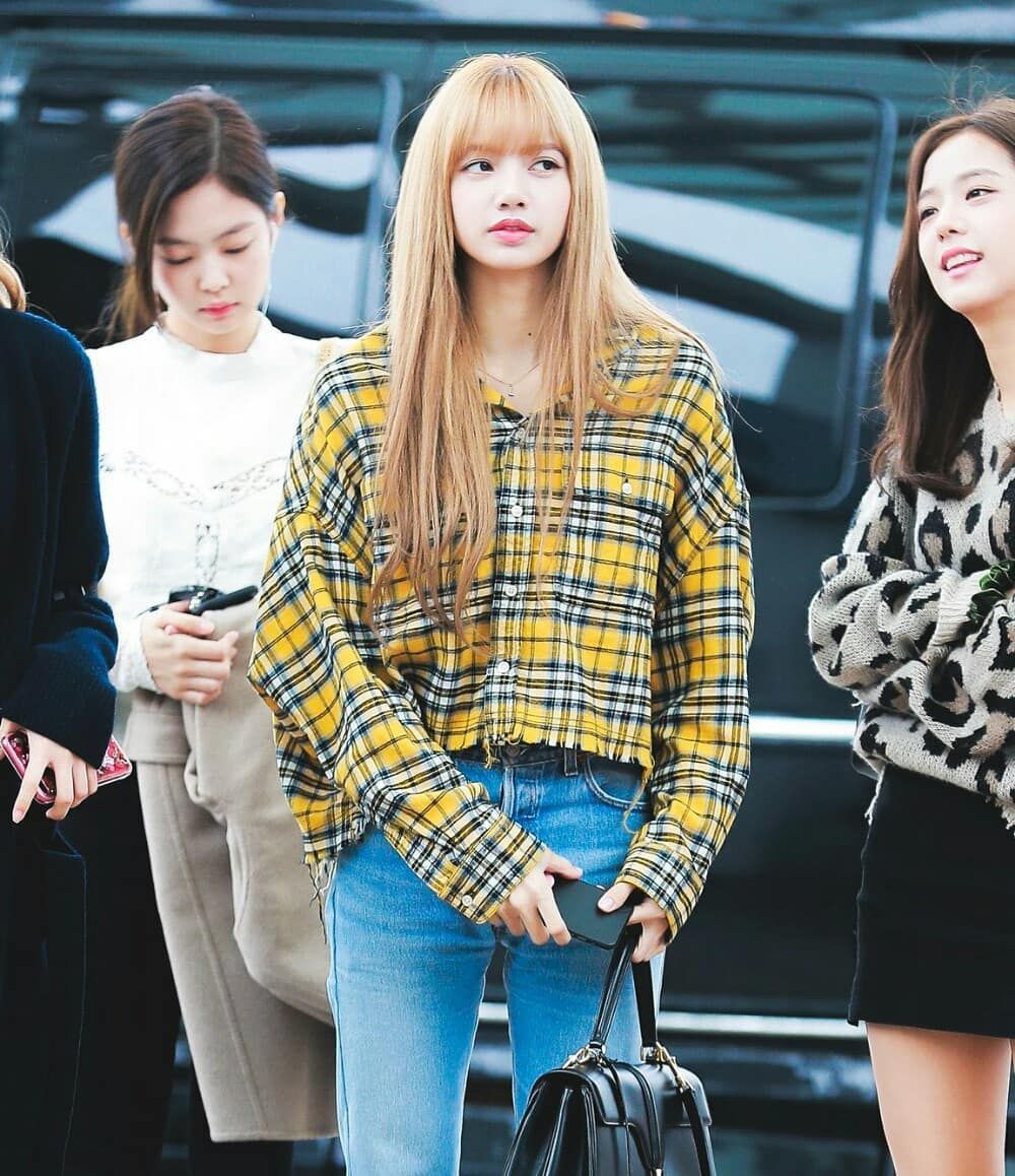 лалиса манобан аэропортный стиль. лиза фейс. лалиса манобан стиль аэропорт. Style lisa. Blackpink lisa airport fashion 2022.