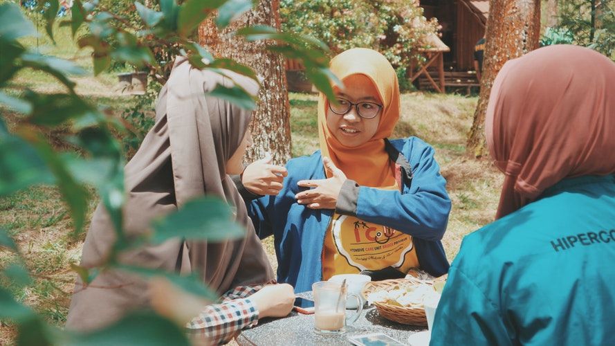 5 Cara Ini Membuat Kamu Tetap Tenang Ketika Sedang Banyak Masalah