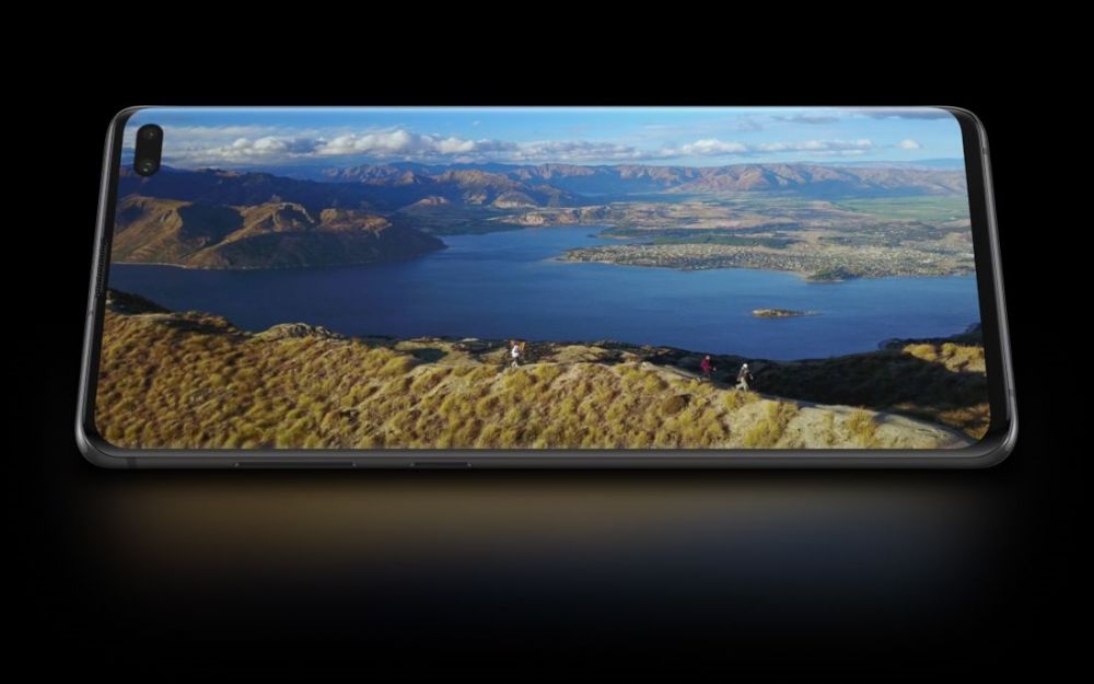 4 Alasan Mengapa Samsung Galaxy S10+ Lebih Baik dari Huawei P30 Pro - IDN Times