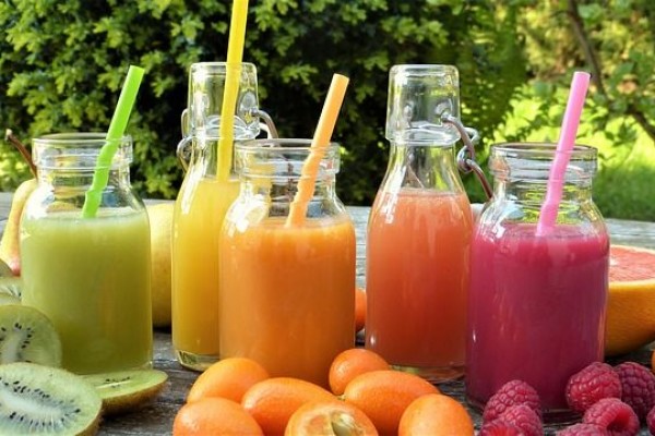 Selain Menyehatkan, 5 Smoothies Ini Akan Buat Kulitmu Awet Muda