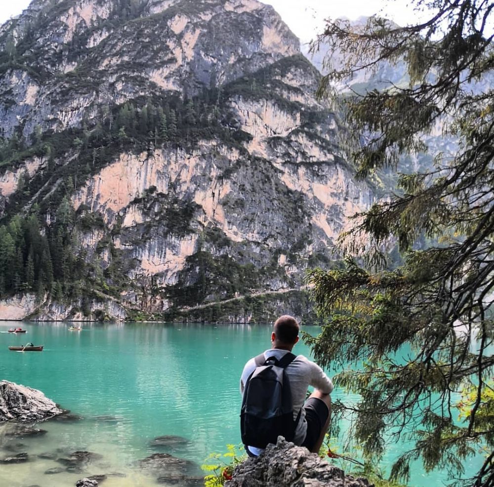 10 Potret Pragser Wildsee di Italia, Bisa Jadi Bucket List-mu Nih!