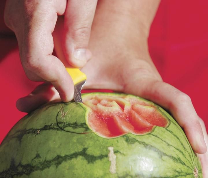 Kae Sa Luk, Seni Ukir Buah Ala Thailand yang Bikin Terpesona