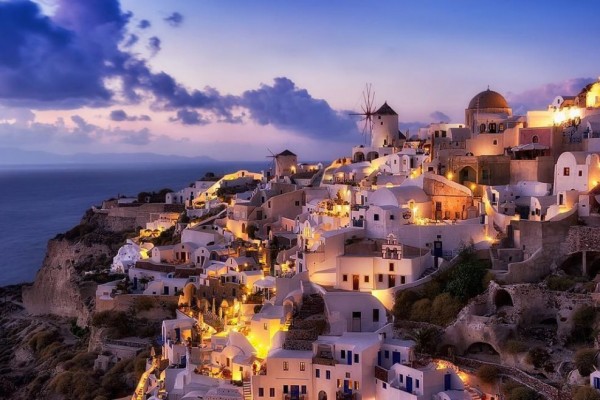 10 Potret Cantik 'Santorini Greece', Pulau Memesona di Daratan Yunani