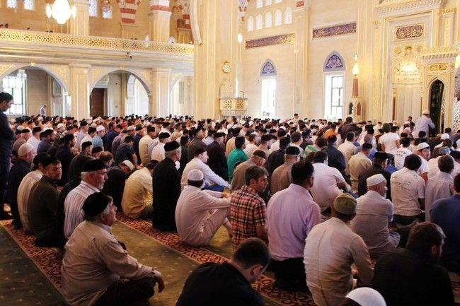 Ramadan, Masjid Al Markaz Siapkan 1.000 Nasi Bungkus per Hari