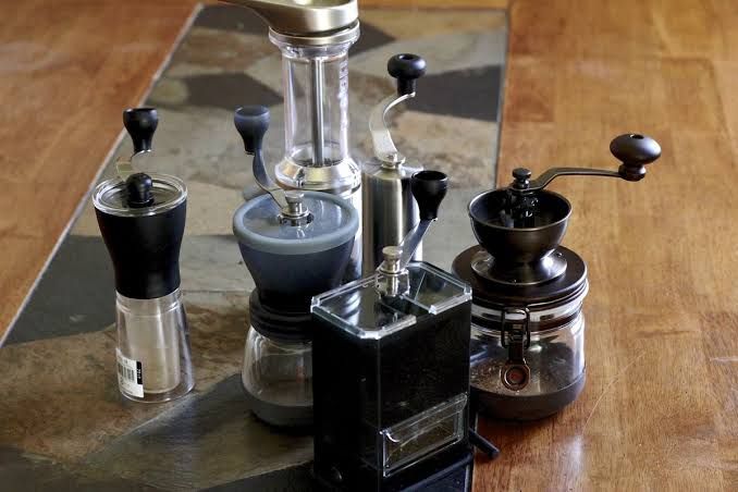 6 Alat Penyeduh Kopi Ala Kafe yang Bisa Kamu Gunakan di Rumah 
