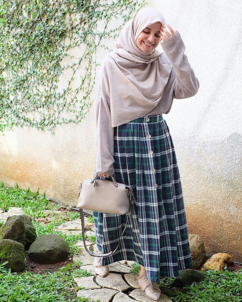 Button hotsell skirt hijab