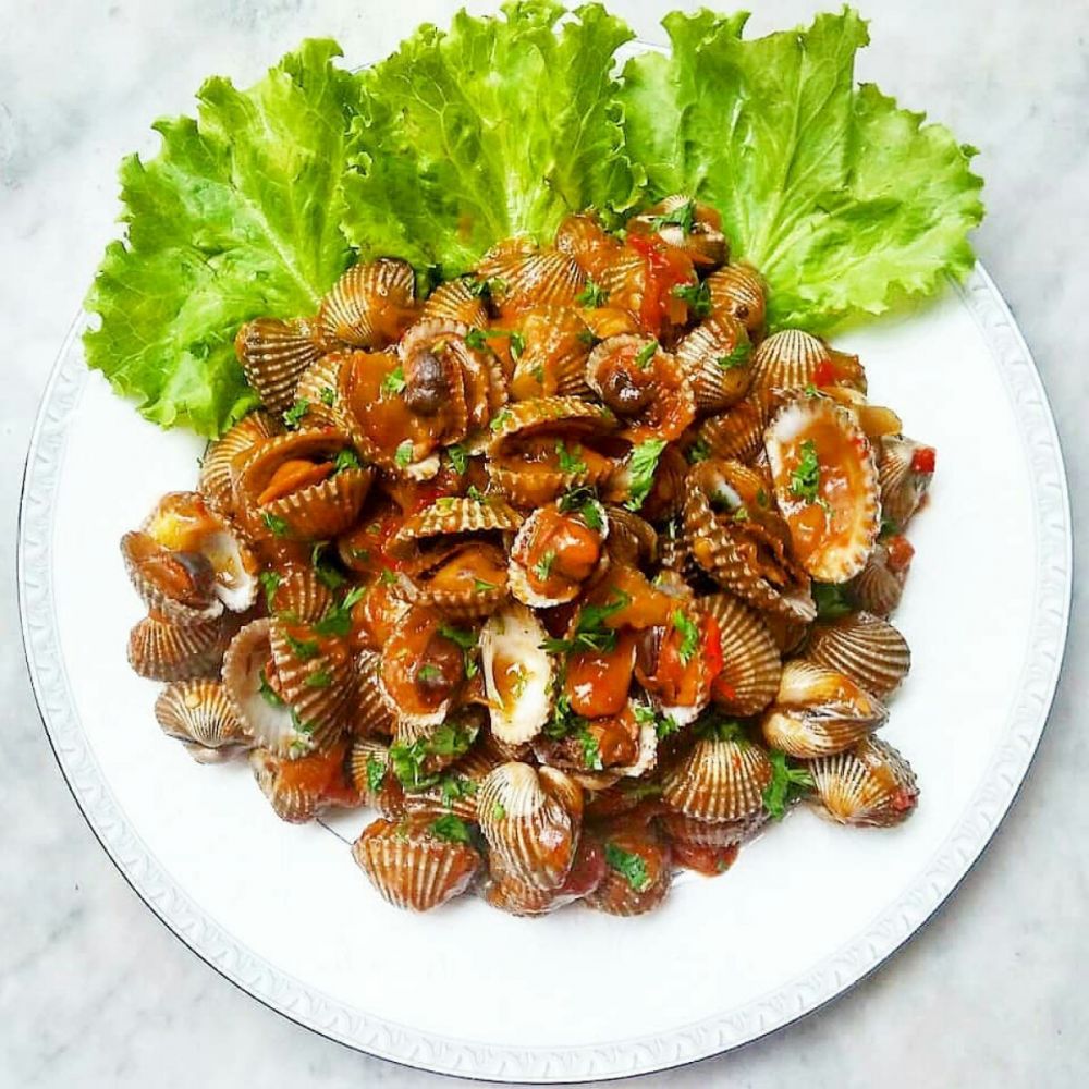 5 Olahan Kerang dengan Saus Lezat, Pedasnya Bakal