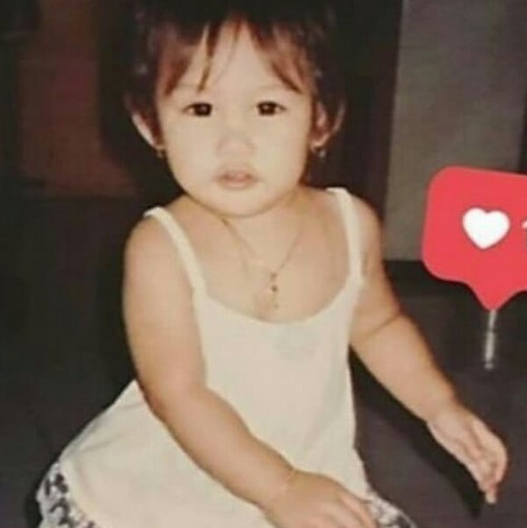 Jarang Terekspos 10 Potret Gemes Childhood Vanesha Prescilla