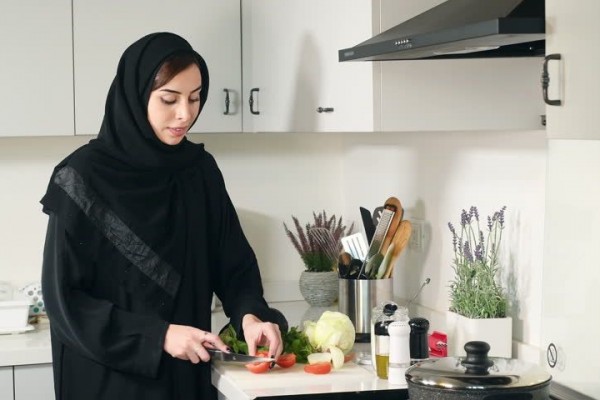 5 Aktivitas Saat Bulan Ramadan Bagi Wanita yang Baru Menjadi Istri