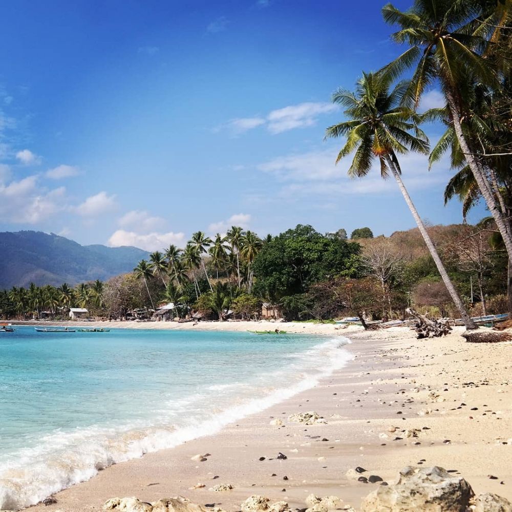 5 Pantai Indah Di Pulau Alor Ntt Yang Bikin Betah