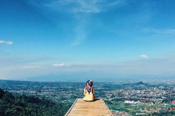 7 Wisata Bukit Di Malang Raya Yang Punya Pemandangan Epic