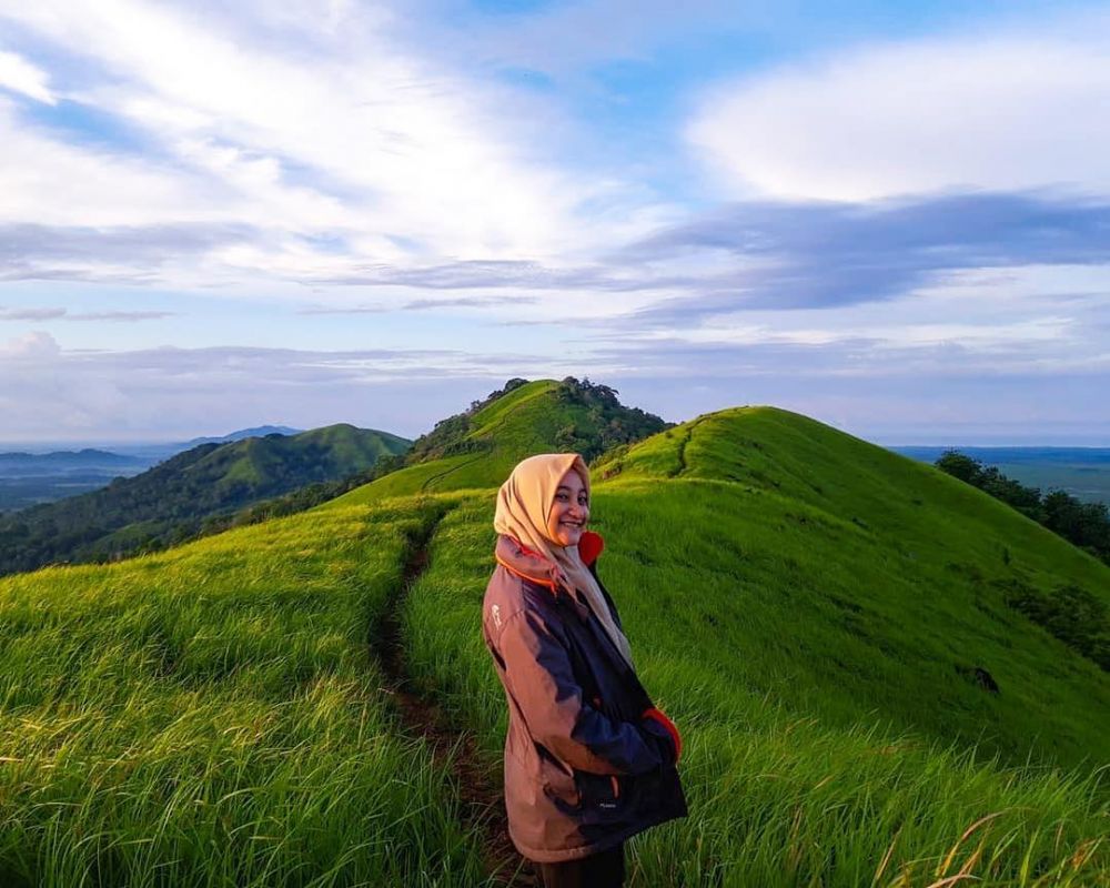7 Bukit Di Kalimantan Selatan Ini Menyuguhkan Panorama Indah