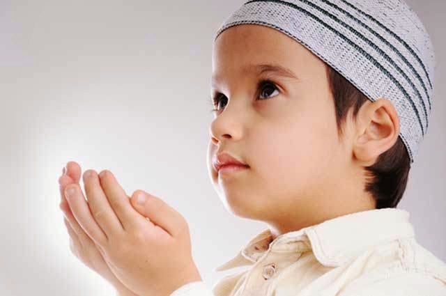 Hatinya Bergetar Dengar Lantunan Doa Sang Anak, Wawan Peluk Islam