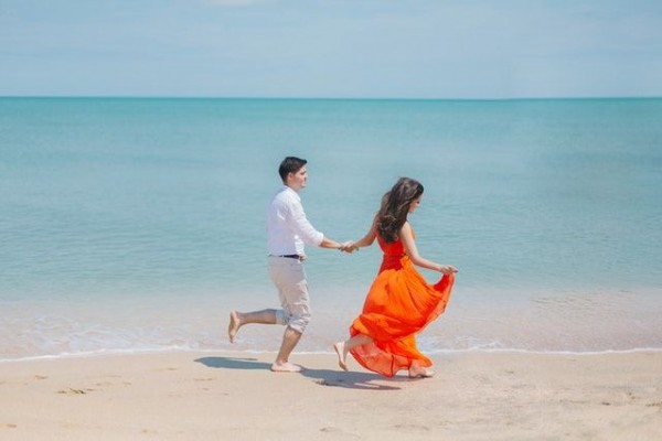 5 Tips Aman Gunakan Aplikasi Kencan Saat Solo Traveling