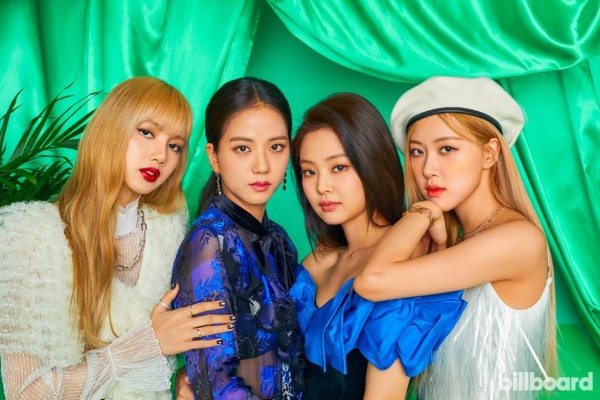 10 Gaya Floral Dress Ala BLACKPINK, Bikin Makin Girly Saat Hangout!