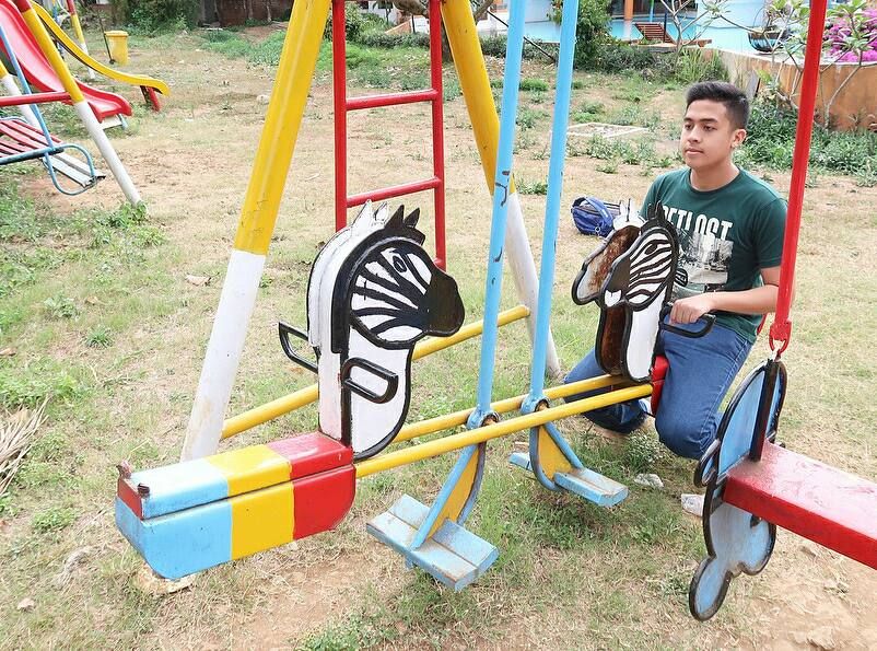 Bikin Ngakak, 10 Potret Konyol YouTuber Jerome Polin Sijabat