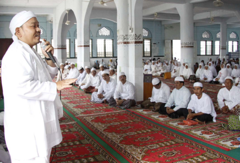 Ikatan Mubaligh Antar Masjid Indonesia
Integrasikan Antar Mubaligh