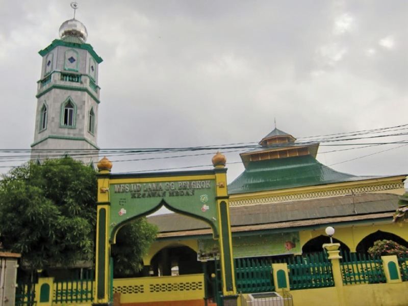 Nikmatnya Berbuka Puasa di 7 Masjid Ikonik Kota Medan Ini