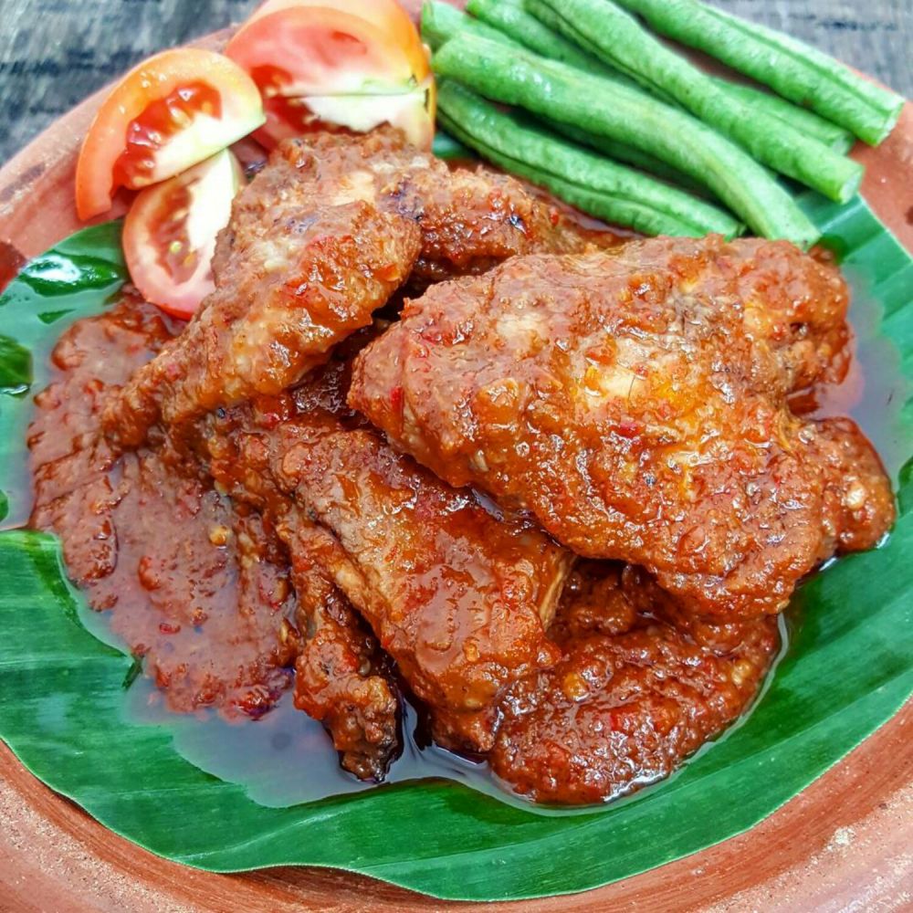 7 Olahan Ayam Dengan Bumbu Legendaris Ala Indonesia, Mau Coba?