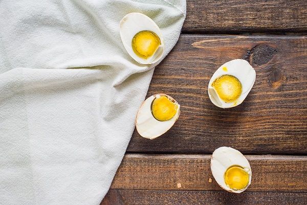 Cara merebus telur asin yang baik