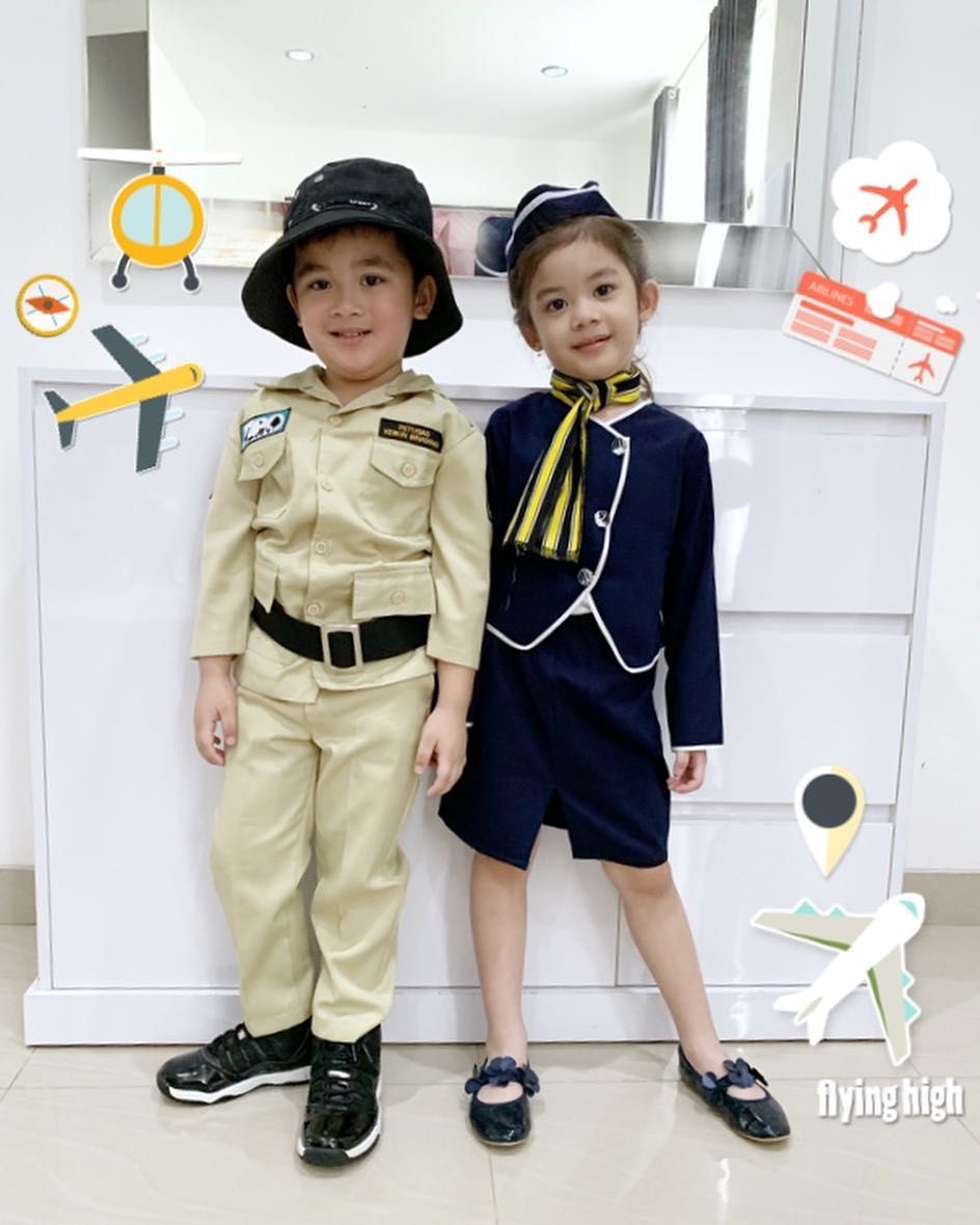 10 Potret Zac dan Zoe Anak Kembar Jonathan Frizzy yang 