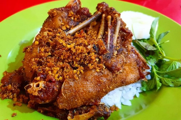 Kuliner Pulau Madura, 10 Restoran di Bangkalan yang Ciamik Pol!