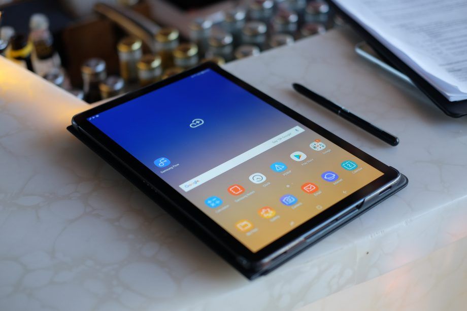 Adu Spesifikasi Tablet Xiaomi Mi Pad 4 VS Samsung Galaxy