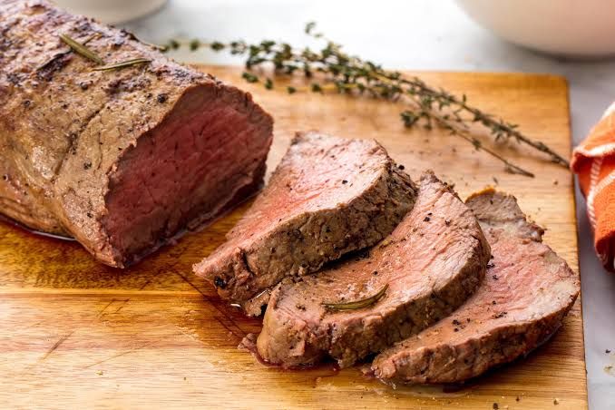 5 Perbedaan Steak Sirloin Vs Tenderloin Lebih Enak Yang Mana