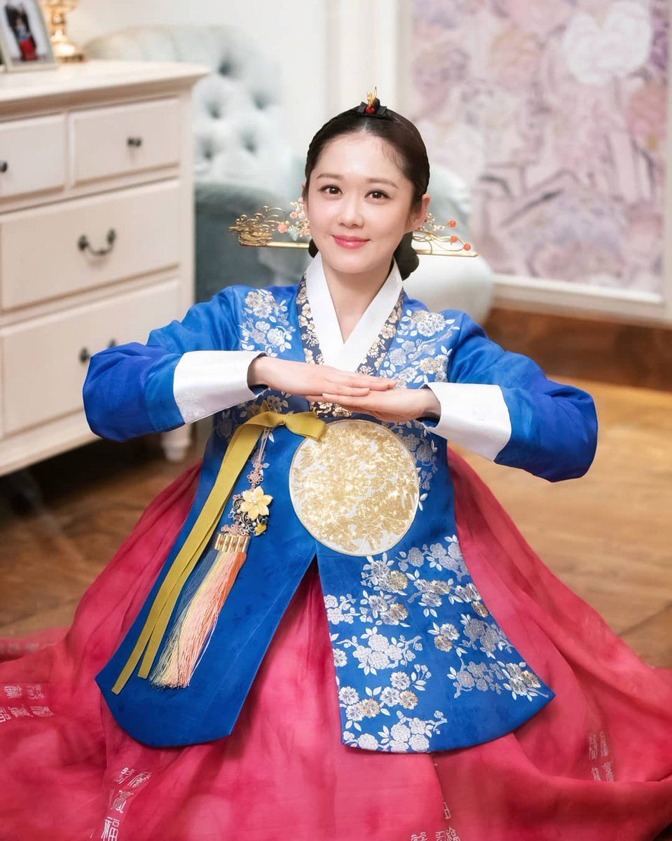 10 Potret Jang Nara Jadi Ratu KDrama Last Empress Elegan 